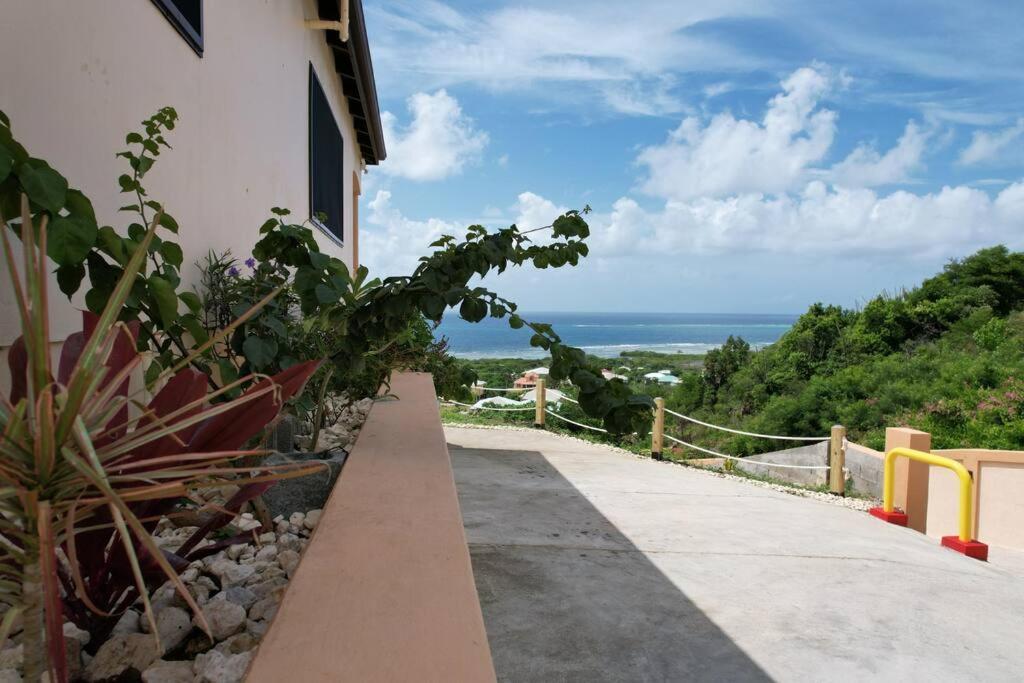 The Pearl - Spacious Air Conditioned 3Bd, 2Bth Villa With Gorgeous Views Old Road エクステリア 写真